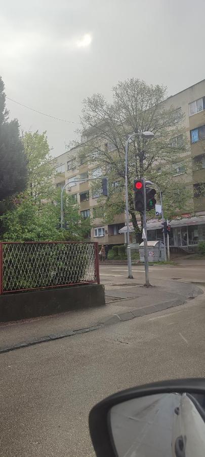 Babici 3 Διαμέρισμα Hiseti Εξωτερικό φωτογραφία